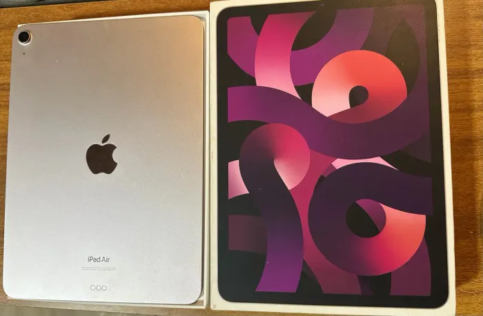 iPad Air M1 5 Geração 64 GB - ACEITO TROCA -