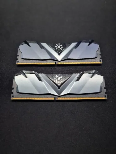 Kit Memória RAM DDR4 XPG 16GB (2x8GB) 2666MHz (Testado 100%)