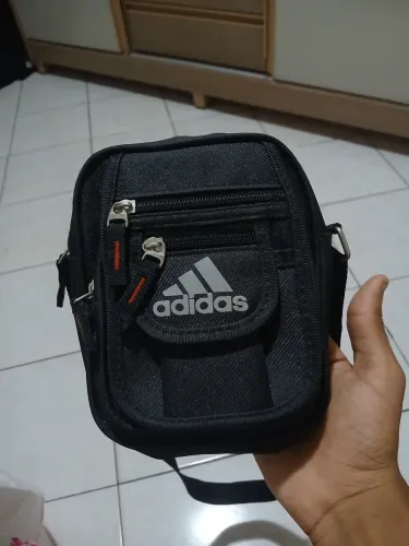 Vende-se bolsa bag da Adidas