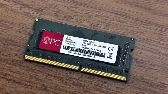 Memoria ram 8g  ddr4 2400 ( defeito ) retirada peça ou recupera 