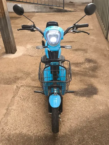 Bicicleta Elétrica Primar 800W Azul com Cestinha