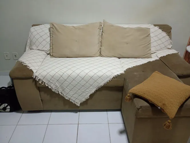 Sofá 3 lugares com chaise