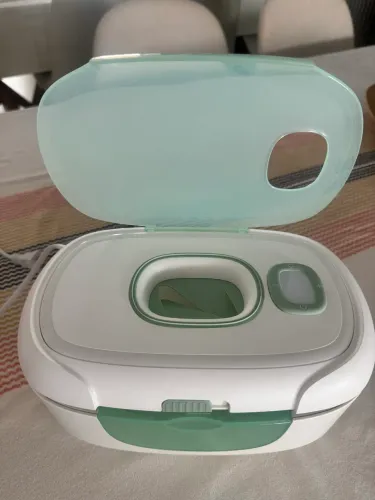 Aquecedor de lenço momcozy,usado por 3 meses, perfeito estado, original.