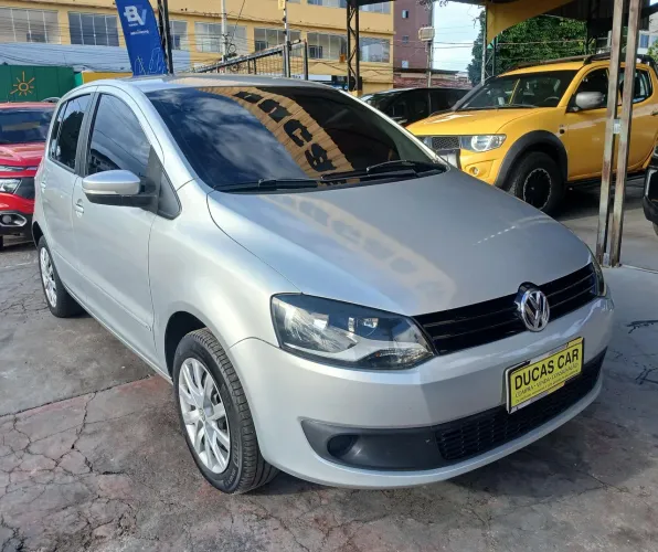 Volkswagen Fox 1.0 MI Total Flex 8V 5P 2012