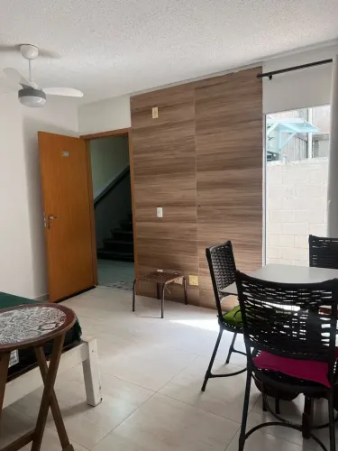 Alugo um belo Apartamento 2/4, Mobiliado , Nascente, Garden, Piscina em Lauro de Freitas