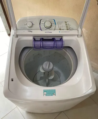 Máquina de lavar Roupa Eletrolux 13KG Turbo Bem Conservada FAÇO ENTREGA