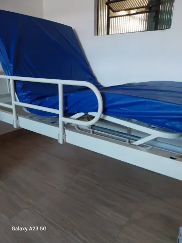 Cama hospitalar seminova