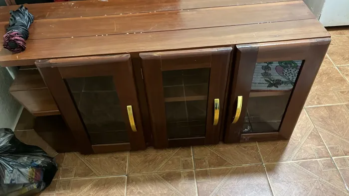 Armário de cozinha de madeira 