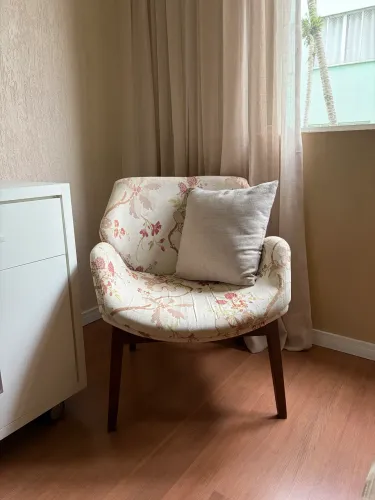 Poltrona de sala ou Quarto 