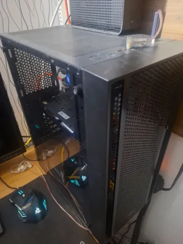 Cpu gamer i7 6700, 12gb ddr4, placa de video rx 580 8gb ddr5 ssd 240gb