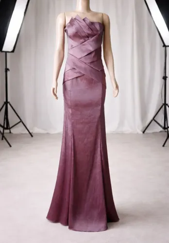 Vestido de festa longo cor roxo modelo se alça com bojo tecido tafetá span com elastano 