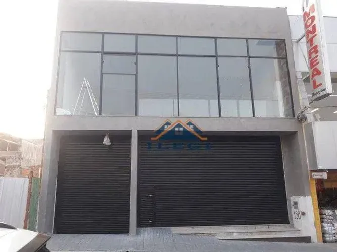 Prédiopara venda ou locação no Centro da cidade de Vinhedo.