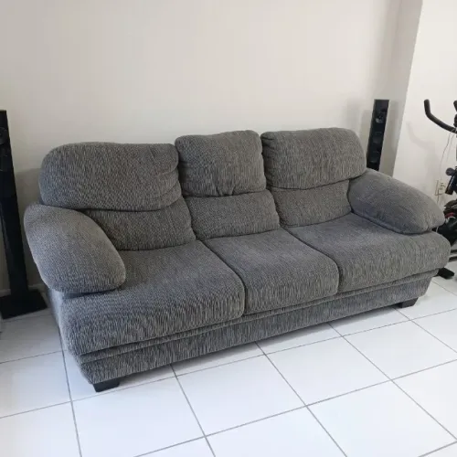 Vendo 2 sofá bem conservador Esponja 100% Bom estado