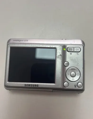 câmera digital samsung ES17 no estado