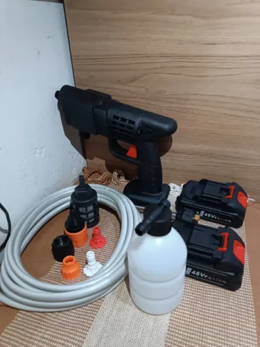 Lavador com duas baterias