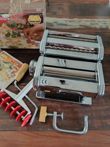 Máquina de Macarrão Marcato Atlas 150 Italiana Nova na Caixa