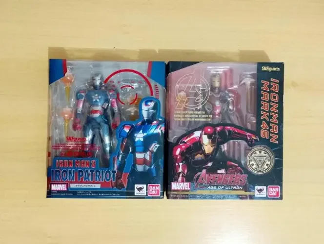 Coleção (lote) Iron man SH Figuarts - Bandai