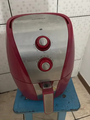 Air fryer Britânia