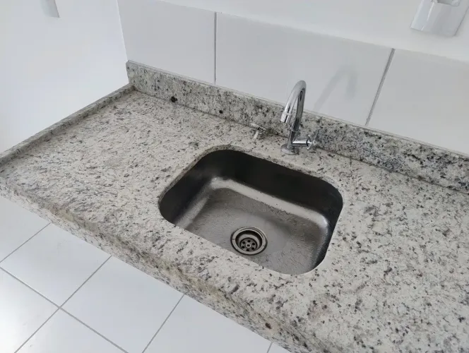 Pia de Granito com Cuba Tramontina - Nunca usada