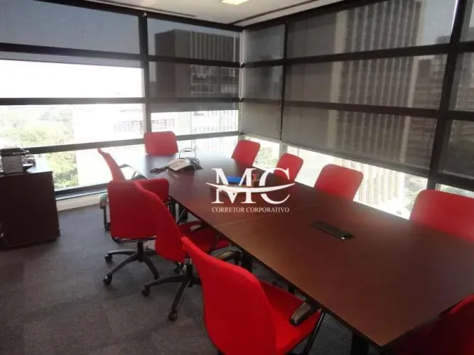 SALA MOBILIADA FARIA LIMA