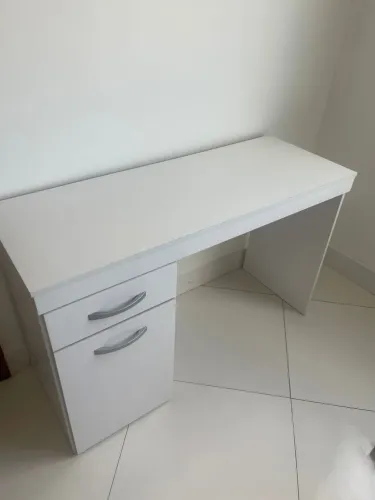 Banco e mesa a venda!