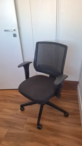 Cadeira de escritório Flexform Preta