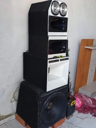 Som de paredão