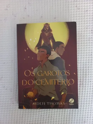 Os Garotos do Cemitério