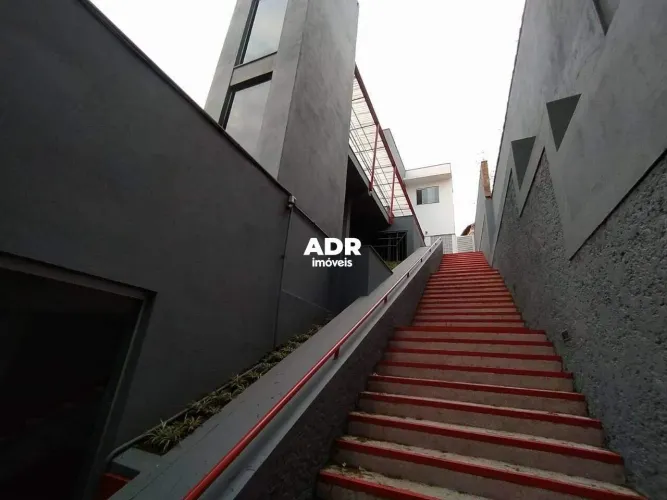 CASA COMERCIAL BAIRRO COMITECO/MANGABEIRAS