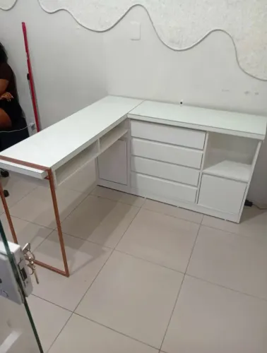 Mesa de manicure L industrial ( frete grátis)