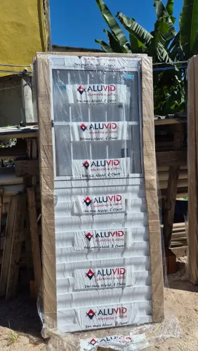 Porta Postigo 80x2,10 Alumínio Branco