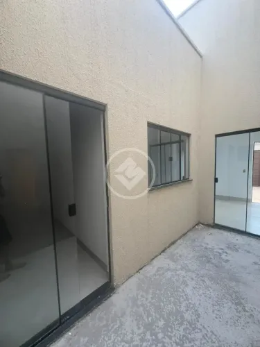 CASA DE ESQUINA MODERNA OPORTUNIDADE! codigo: 291812