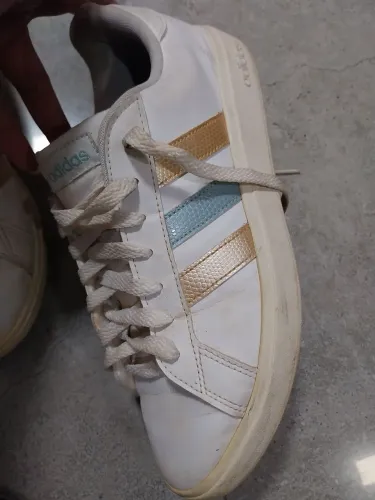 Tênis Adidas ORIGINAL Grand Court Base 2.0 numeração: 37