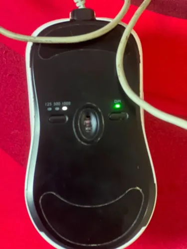 Mouse Gamer Zowie FK1-B Branco - Sensor PMW3360 