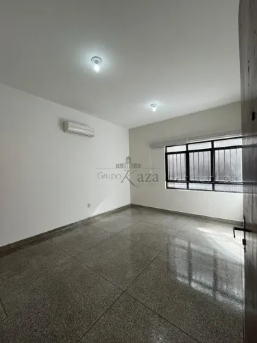 Sala Comercial - Bosque dos Eucaliptos - 15m².