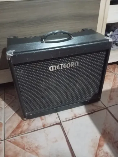 Cubo de Guitarra MGV30 Meteoro
