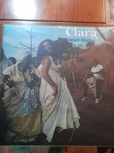 LP Clara Nunes- Brasil Mestiço (novo)