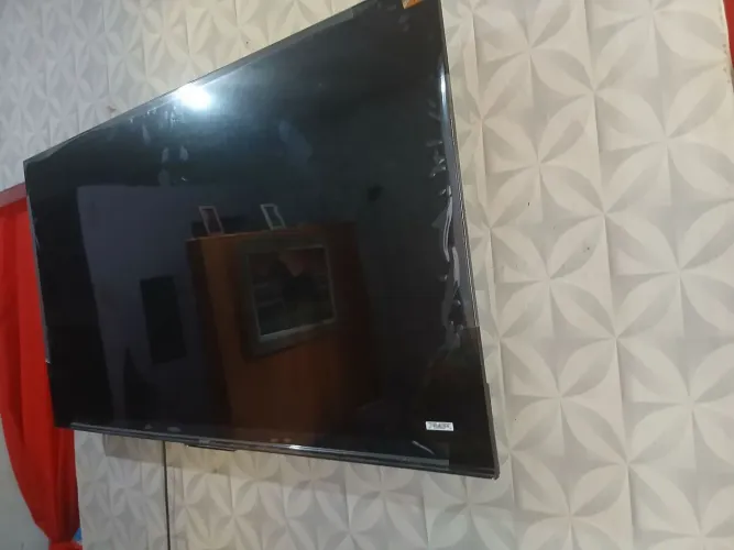 Vendo TV da Semp  50p com Nota fiscal, 5 meses de uso, (De 2.100,00 por apenas 1.480,00)