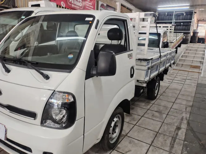 Kia Motors Bongo K-2500 2.5 4X2 TB Diesel 2014