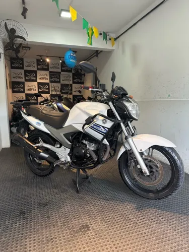Yamaha Fazer Fz15 150 ABS Connected Deadpool 2015
