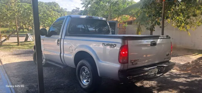 Ford F-250 XLT 4.2 TB Diesel 2001