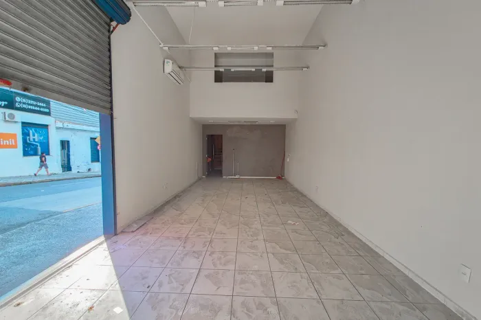 Loja de esquina para locação no Centro de Sorocaba | 85 m² com mezanino