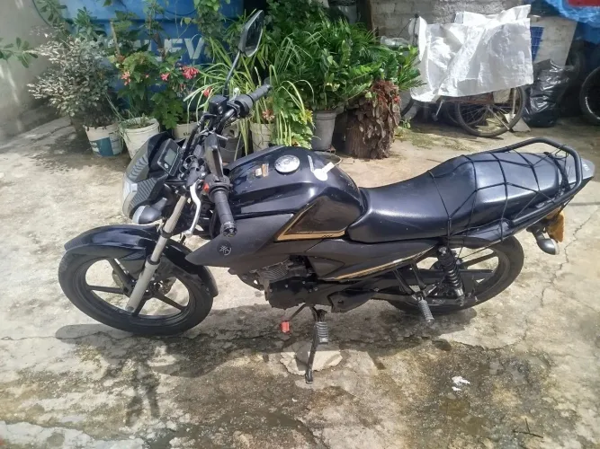 Vendo Yamaha factor contato *