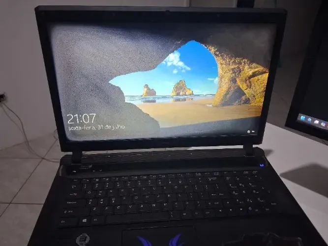 Notebook Avell Gamer 17" (Para Conserto ou Peças) - i7, 8GB RAM, SSD + HDD, Radeon