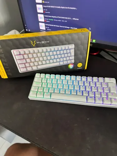 Teclado Gamer Mecânico Husky Blizzard 60%