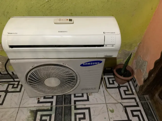 Split inverter 12mil Btu 