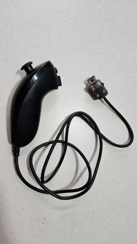 Controle Nunchuck para Nintendo Wii - Preto