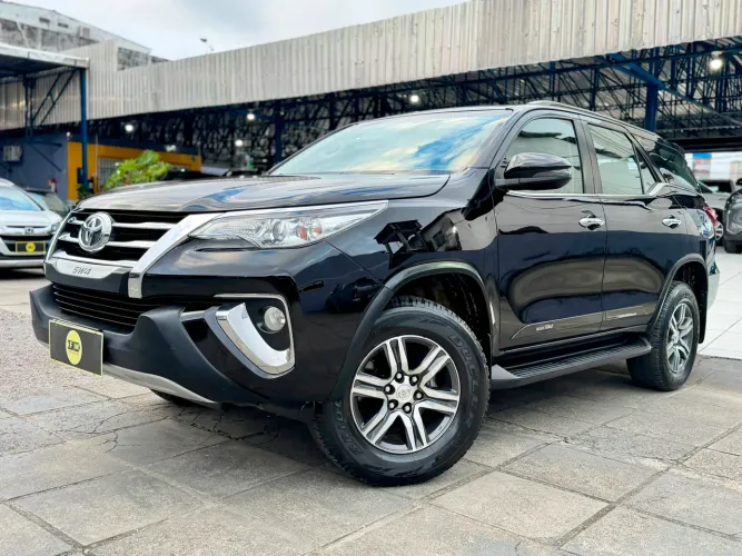 Toyota Hilux SW4 SRV 4X2 2.7 Flex 16V Aut. 2020