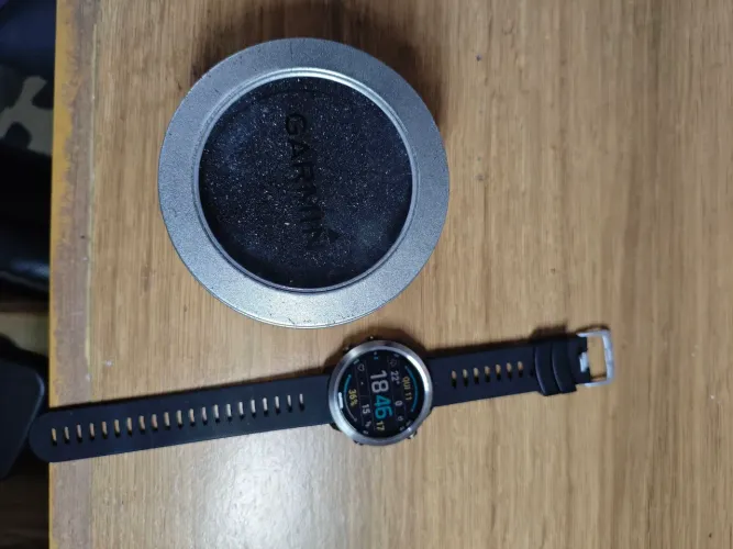 Relógio Garmin forerunner 645 música. Excelente estado.