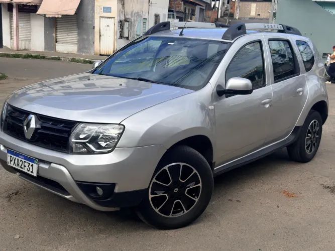 Renault Duster Dynamique 2.0 Hi-flex 16V Aut. 2016